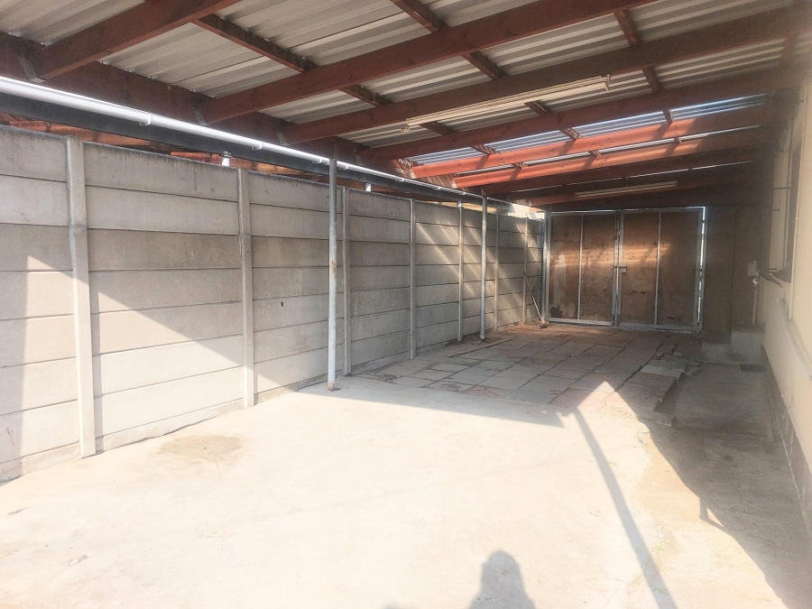 3 Bedroom Property for Sale in Churchill Estate Western Cape